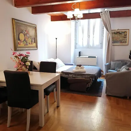 Apartman Coronari 45